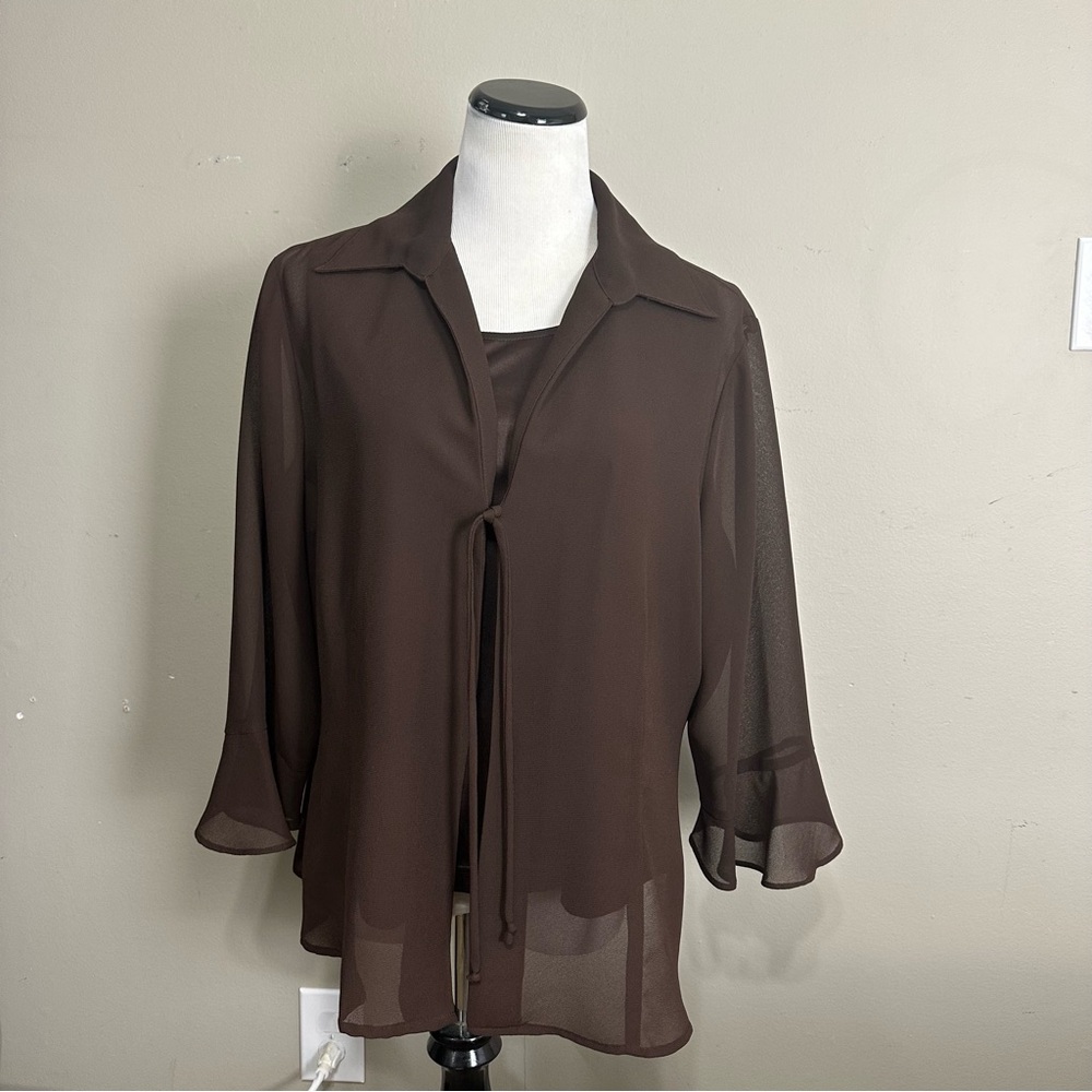 Cato‘s women’s size 18/20 sheer two-piece blouse and tank top set